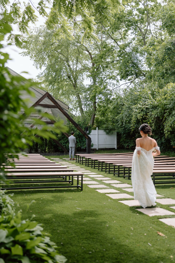 Watersedge wedding venue in Columbus, Ohio, bride and groom first look with bridal portraits