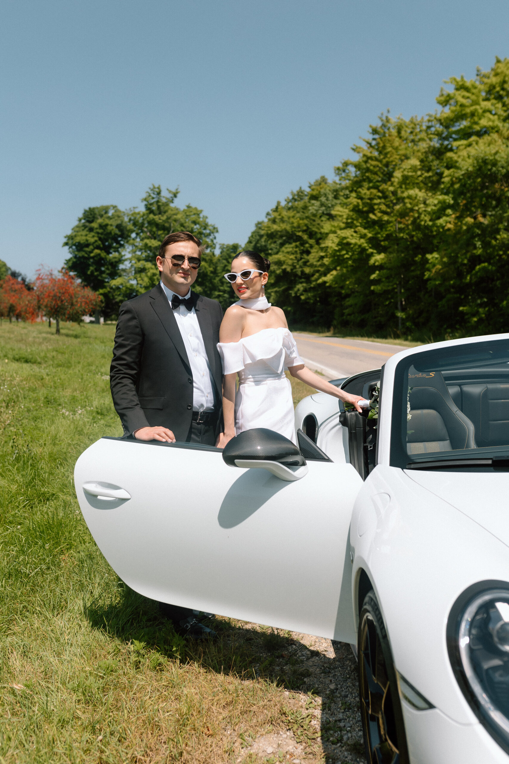 Traverse City, MI timeless and classic wedding portraits during an elopement with Porsche. 