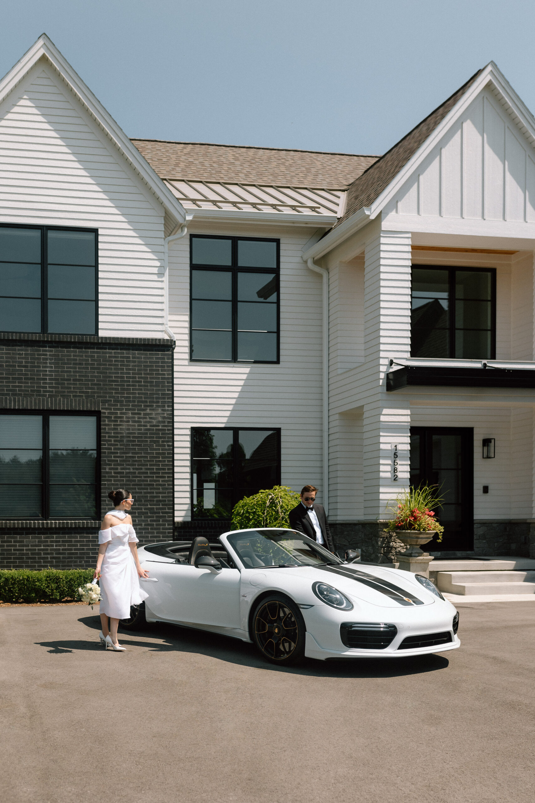 Traverse City, MI timeless and classic wedding portraits during an elopement with Porsche. 