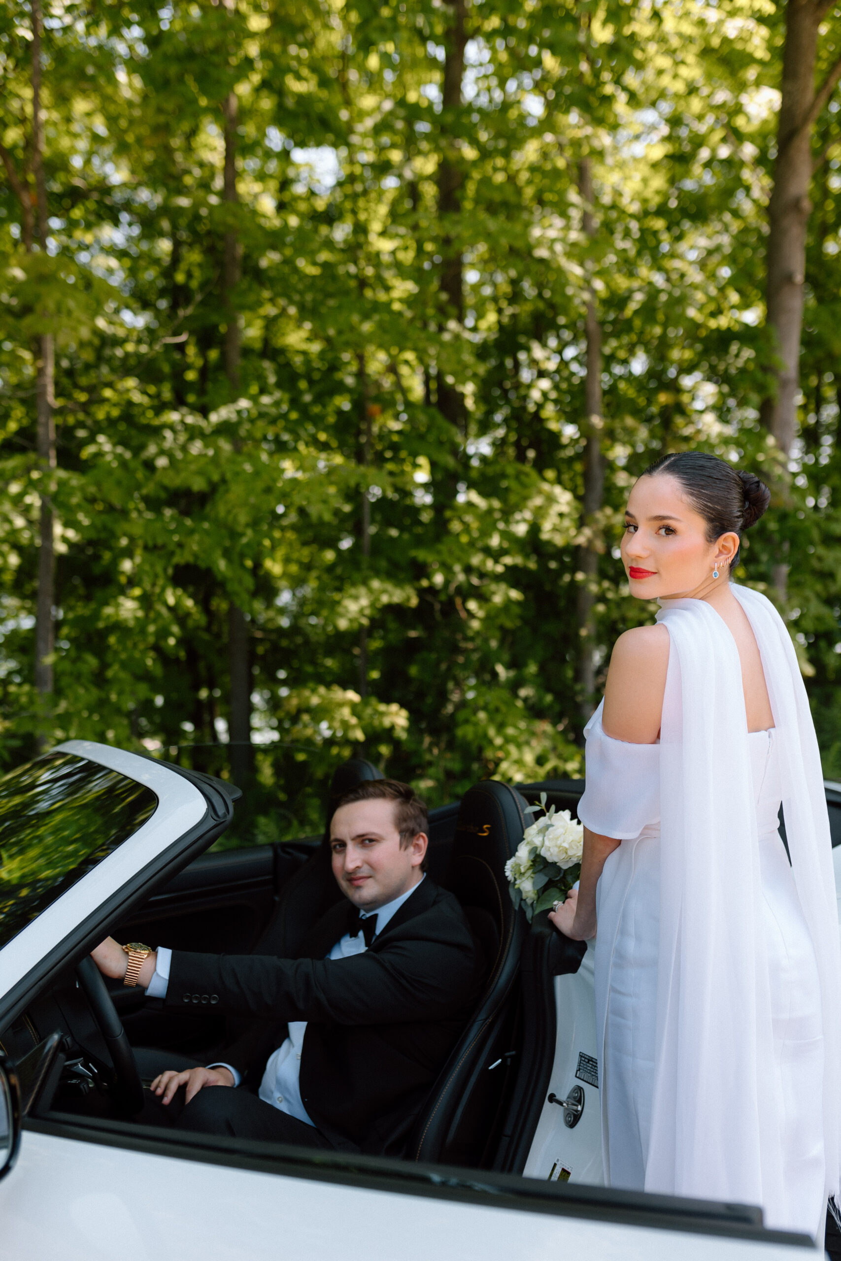 Traverse City, MI timeless and classic wedding portraits during an elopement with Porsche. 