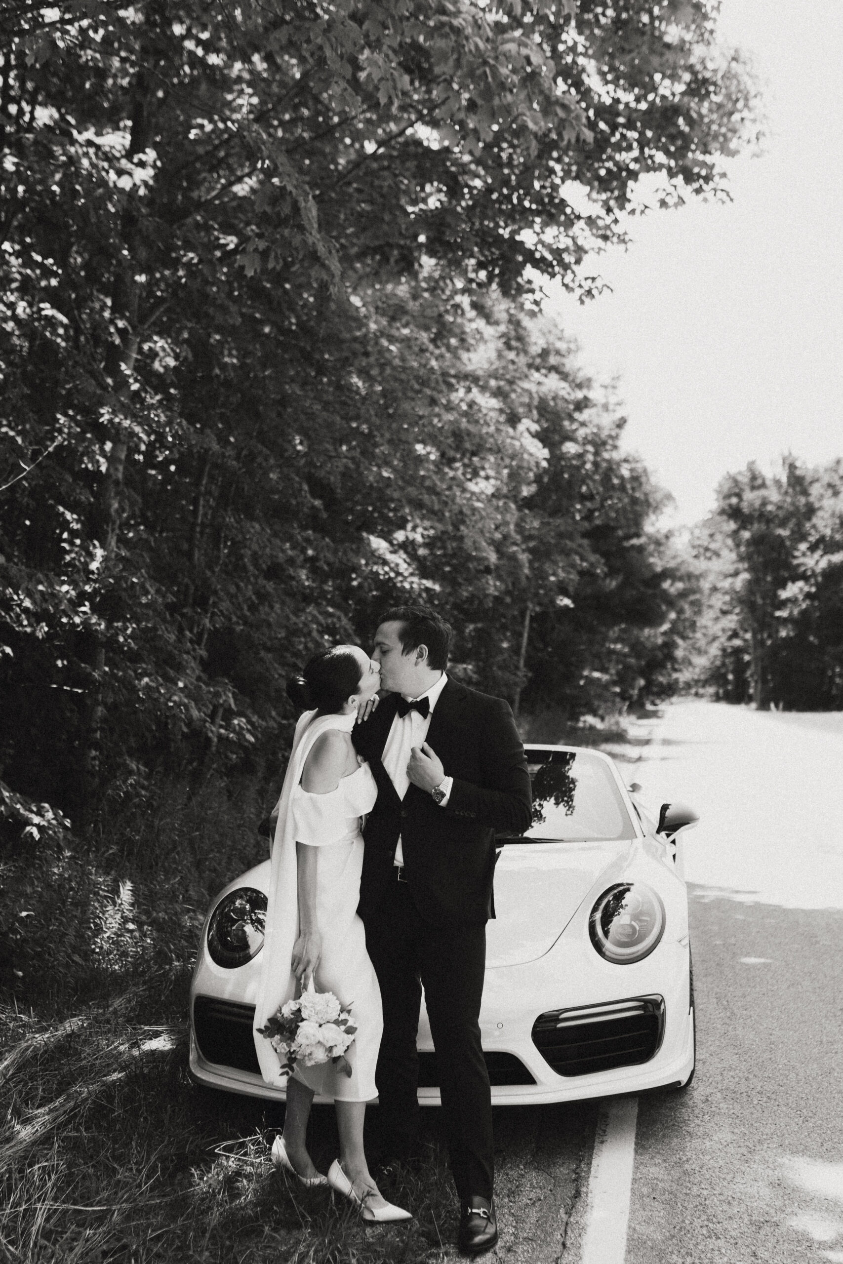 Traverse City, MI timeless and classic wedding portraits during an elopement with Porsche. 