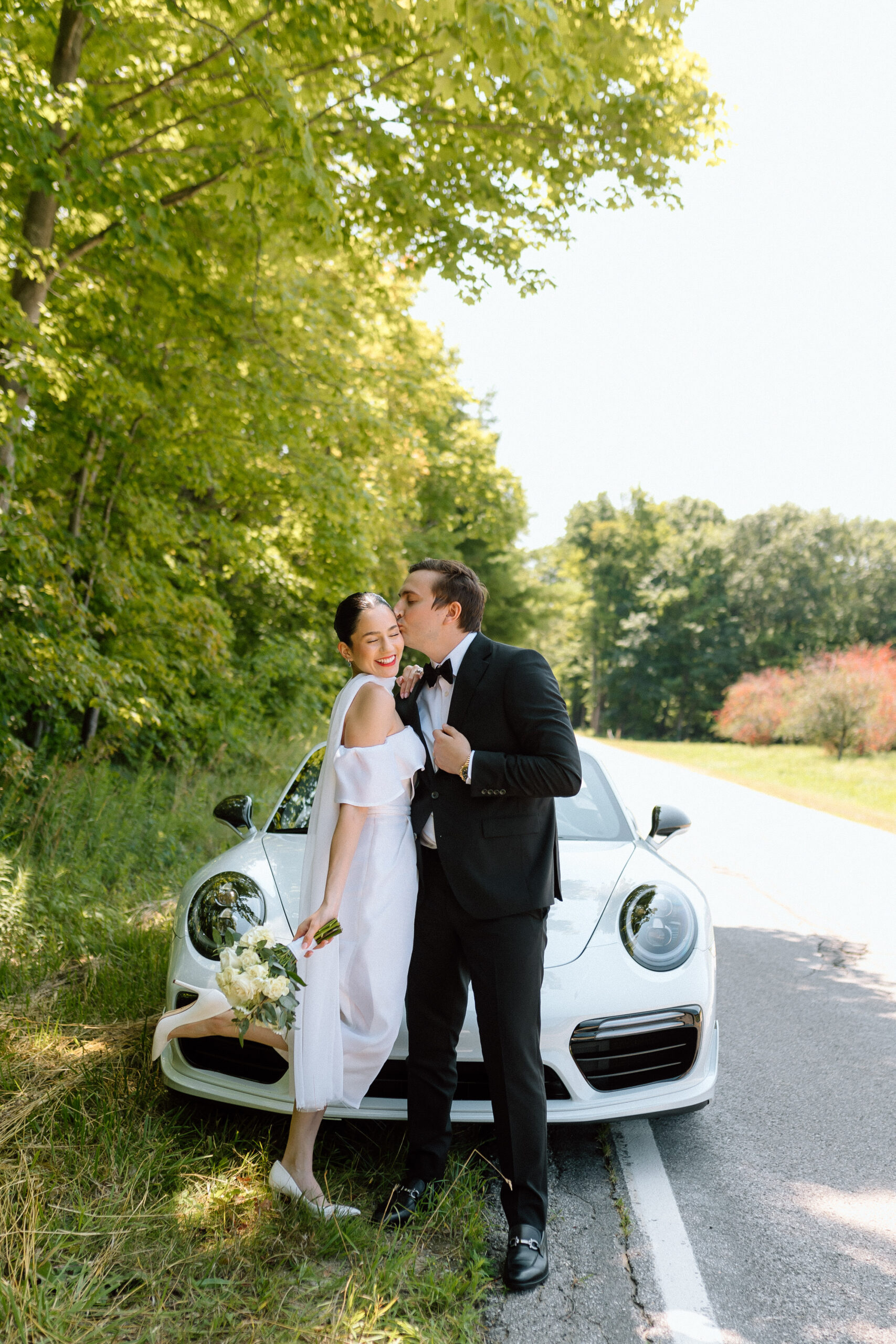 Traverse City, MI timeless and classic wedding portraits during an elopement with Porsche. 